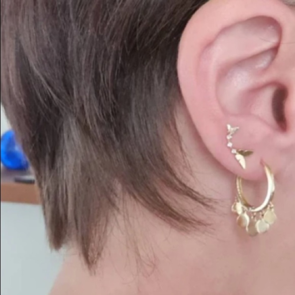 14K GOLD Ultra Delicate Dainty Butterflies Ear Climber Zirco MicroStud E… - Picture 10 of 16